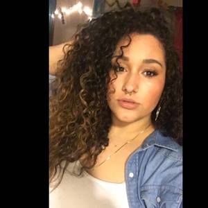 Meet your Posher, Iliana